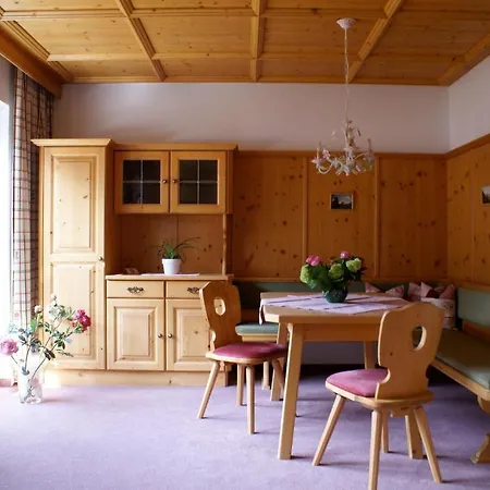Haus Helmut Schranz Apart-hotel 3*